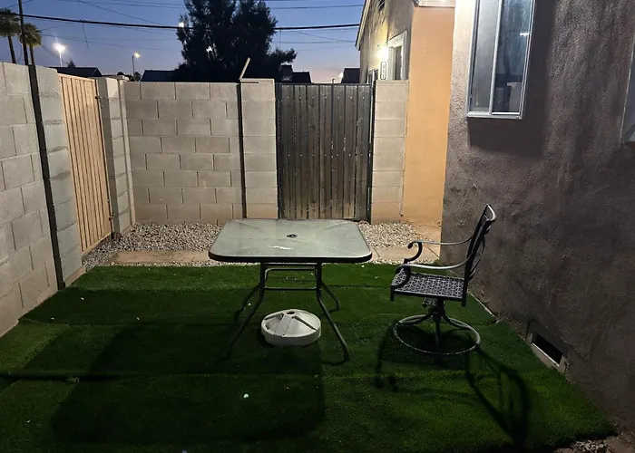 Pearl Cozy Cute Efficient Unit To Downtown Phx Stadiums Blueprint Ctr Convention Center Arts Roosevelt Row District Asu Uofa Lite Rail Phoenix