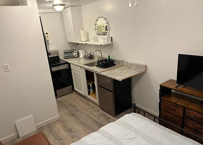 Pearl Cozy Cute Efficient Unit To Downtown Phx Stadiums Blueprint Ctr Convention Center Arts Roosevelt Row District Asu Uofa Lite Rail Apartamento Phoenix